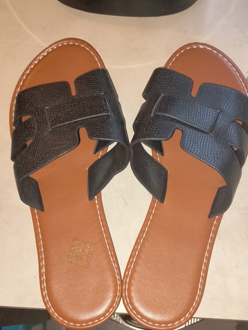 Black Slide Sandals for Women - Stylish Open-Toe Comfort